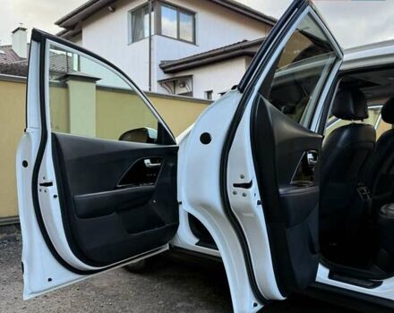Белый Киа Niro, объемом двигателя 0 л и пробегом 94 тыс. км за 21900 $, фото 54 на Automoto.ua