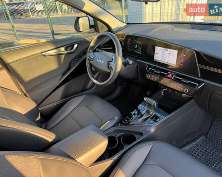 Білий Кіа Niro, об'ємом двигуна 1.58 л та пробігом 61 тис. км за 25990 $, фото 40 на Automoto.ua