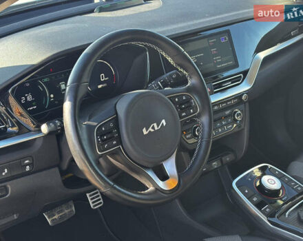 Білий Кіа Niro, об'ємом двигуна 0 л та пробігом 44 тис. км за 23900 $, фото 34 на Automoto.ua