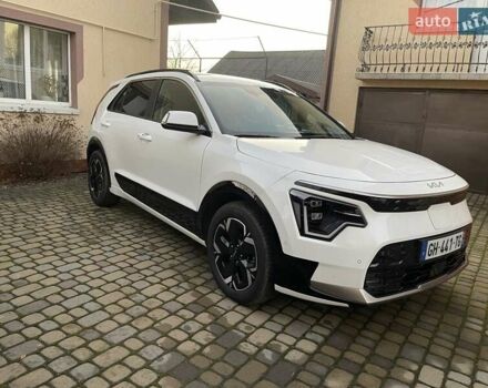 Білий Кіа Niro, об'ємом двигуна 0 л та пробігом 90 тис. км за 25300 $, фото 11 на Automoto.ua
