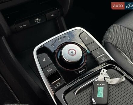 Белый Киа Niro, объемом двигателя 0 л и пробегом 58 тыс. км за 24300 $, фото 17 на Automoto.ua
