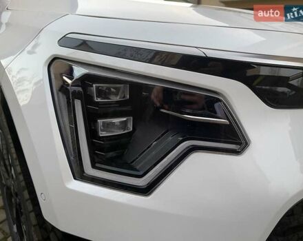 Білий Кіа Niro, об'ємом двигуна 0 л та пробігом 90 тис. км за 25300 $, фото 13 на Automoto.ua