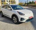 Белый Киа Niro, объемом двигателя 0 л и пробегом 131 тыс. км за 18600 $, фото 1 на Automoto.ua