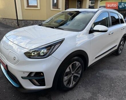 Белый Киа Niro, объемом двигателя 0 л и пробегом 94 тыс. км за 21900 $, фото 1 на Automoto.ua