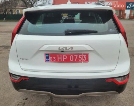 Белый Киа Niro, объемом двигателя 0 л и пробегом 107 тыс. км за 22700 $, фото 3 на Automoto.ua