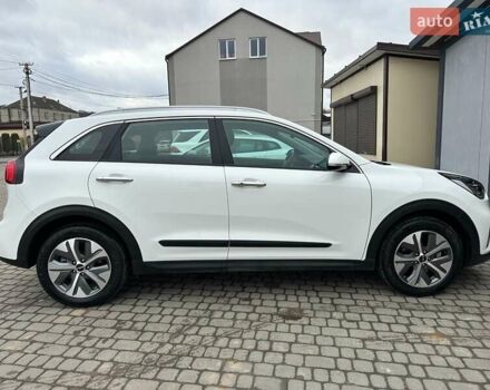 Белый Киа Niro, объемом двигателя 0 л и пробегом 31 тыс. км за 24900 $, фото 18 на Automoto.ua