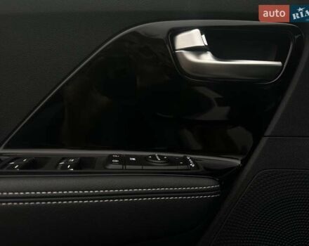 Белый Киа Niro, объемом двигателя 0 л и пробегом 52 тыс. км за 24300 $, фото 29 на Automoto.ua