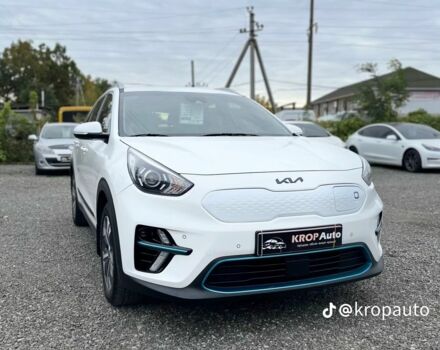Кіа Niro 2022 у Кропивницькому (Кіровограді) на Automoto.ua Білий Кіа Niro, об'ємом двигуна 0 л та пробігом 68 тис. км за 20600 $, фото 1 на Automoto.ua