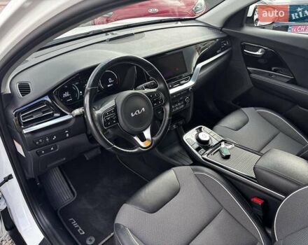 Белый Киа Niro, объемом двигателя 0 л и пробегом 58 тыс. км за 24300 $, фото 15 на Automoto.ua