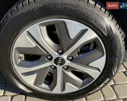 Белый Киа Niro, объемом двигателя 0 л и пробегом 115 тыс. км за 18900 $, фото 12 на Automoto.ua