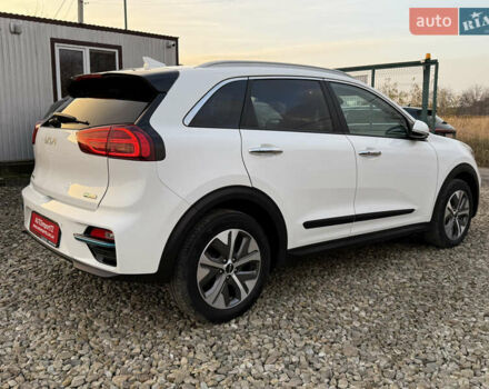 Белый Киа Niro, объемом двигателя 0 л и пробегом 53 тыс. км за 24400 $, фото 17 на Automoto.ua