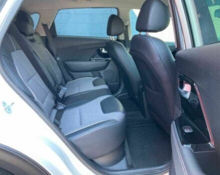 Белый Киа Niro, объемом двигателя 0 л и пробегом 35 тыс. км за 14500 $, фото 9 на Automoto.ua