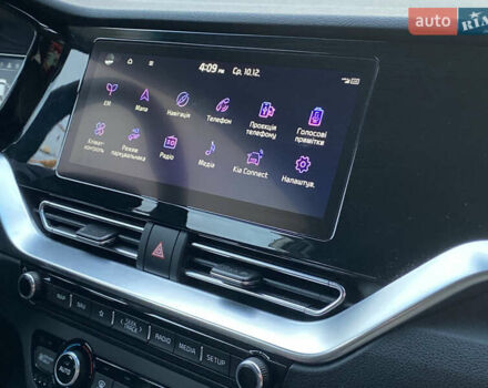 Белый Киа Niro, объемом двигателя 0 л и пробегом 21 тыс. км за 21999 $, фото 46 на Automoto.ua