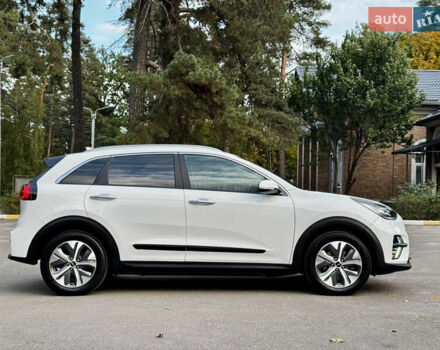 Белый Киа Niro, объемом двигателя 0 л и пробегом 57 тыс. км за 23868 $, фото 23 на Automoto.ua