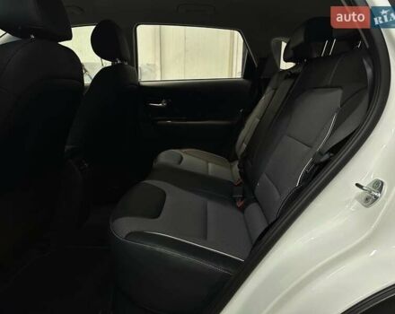 Белый Киа Niro, объемом двигателя 0 л и пробегом 52 тыс. км за 24300 $, фото 64 на Automoto.ua