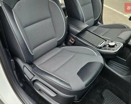 Белый Киа Niro, объемом двигателя 0 л и пробегом 131 тыс. км за 19999 $, фото 33 на Automoto.ua