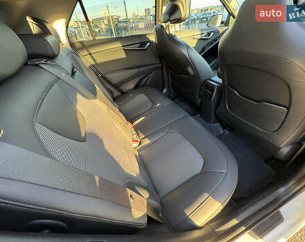 Білий Кіа Niro, об'ємом двигуна 1.58 л та пробігом 61 тис. км за 25990 $, фото 38 на Automoto.ua