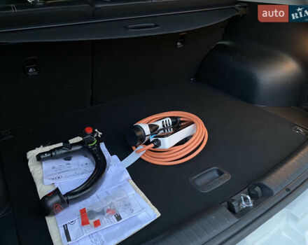 Белый Киа Niro, объемом двигателя 0 л и пробегом 21 тыс. км за 21999 $, фото 64 на Automoto.ua