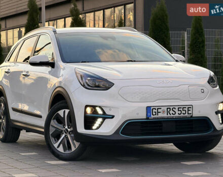 Білий Кіа Niro, об'ємом двигуна 0 л та пробігом 30 тис. км за 24700 $, фото 1 на Automoto.ua