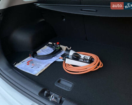 Белый Киа Niro, объемом двигателя 0 л и пробегом 21 тыс. км за 21999 $, фото 63 на Automoto.ua