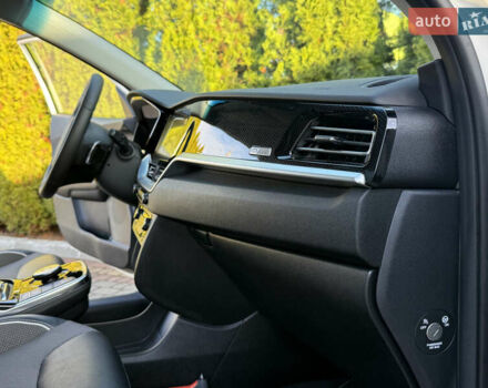 Белый Киа Niro, объемом двигателя 0 л и пробегом 115 тыс. км за 18900 $, фото 43 на Automoto.ua