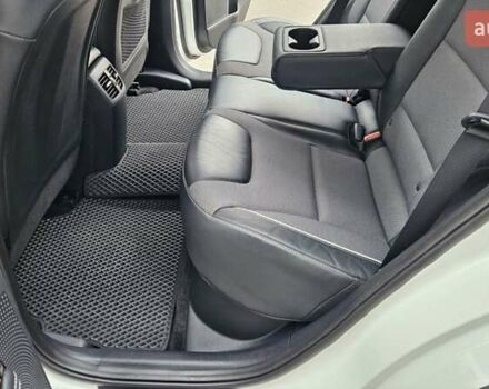 Белый Киа Niro, объемом двигателя 0 л и пробегом 131 тыс. км за 19999 $, фото 28 на Automoto.ua