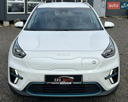 Білий Кіа Niro, об'ємом двигуна 0 л та пробігом 55 тис. км за 23526 $, фото 2 на Automoto.ua