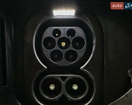 Белый Киа Niro, объемом двигателя 0 л и пробегом 47 тыс. км за 24900 $, фото 23 на Automoto.ua