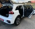 Белый Киа Niro, объемом двигателя 0 л и пробегом 94 тыс. км за 21900 $, фото 65 на Automoto.ua