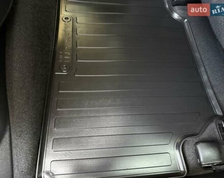 Белый Киа Niro, объемом двигателя 0 л и пробегом 94 тыс. км за 21900 $, фото 140 на Automoto.ua