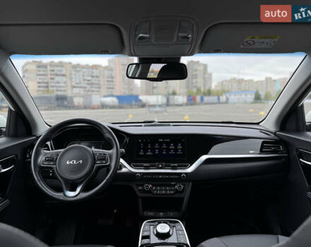 Білий Кіа Niro, об'ємом двигуна 0 л та пробігом 136 тис. км за 20500 $, фото 30 на Automoto.ua