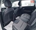 Білий Кіа Niro, об'ємом двигуна 0 л та пробігом 107 тис. км за 20600 $, фото 35 на Automoto.ua