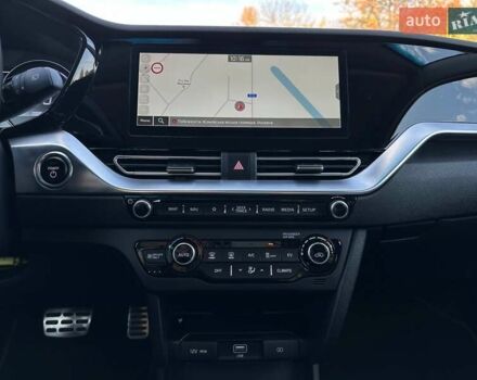Білий Кіа Niro, об'ємом двигуна 0 л та пробігом 31 тис. км за 24800 $, фото 60 на Automoto.ua