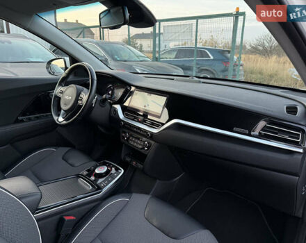 Белый Киа Niro, объемом двигателя 0 л и пробегом 53 тыс. км за 24400 $, фото 84 на Automoto.ua