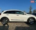 Білий Кіа Niro, об'ємом двигуна 0 л та пробігом 59 тис. км за 24900 $, фото 24 на Automoto.ua