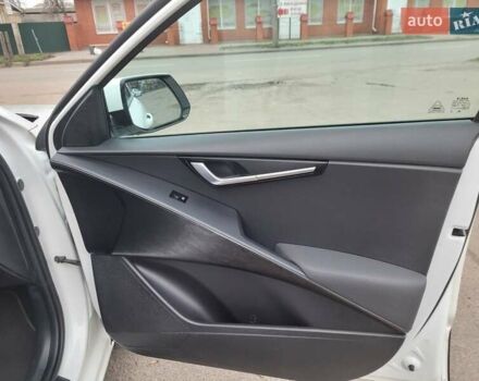 Белый Киа Niro, объемом двигателя 0 л и пробегом 107 тыс. км за 22700 $, фото 22 на Automoto.ua