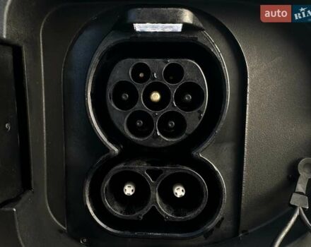 Білий Кіа Niro, об'ємом двигуна 0 л та пробігом 31 тис. км за 24800 $, фото 18 на Automoto.ua