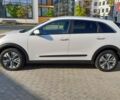 Белый Киа Niro, объемом двигателя 0 л и пробегом 131 тыс. км за 18600 $, фото 4 на Automoto.ua