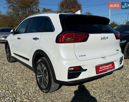 Білий Кіа Niro, об'ємом двигуна 0 л та пробігом 44 тис. км за 24500 $, фото 18 на Automoto.ua