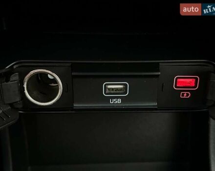 Белый Киа Niro, объемом двигателя 0 л и пробегом 31 тыс. км за 24900 $, фото 58 на Automoto.ua