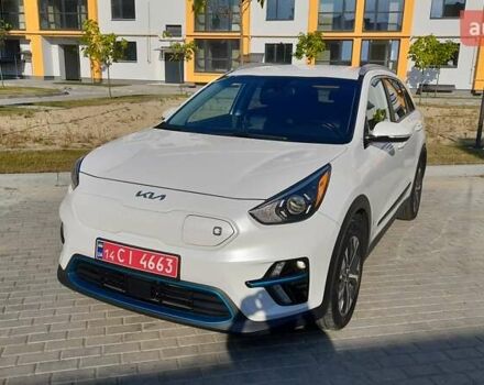 Белый Киа Niro, объемом двигателя 0 л и пробегом 131 тыс. км за 18600 $, фото 2 на Automoto.ua
