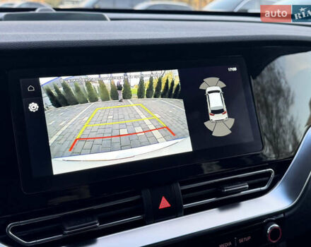 Білий Кіа Niro, об'ємом двигуна 0 л та пробігом 30 тис. км за 24700 $, фото 22 на Automoto.ua