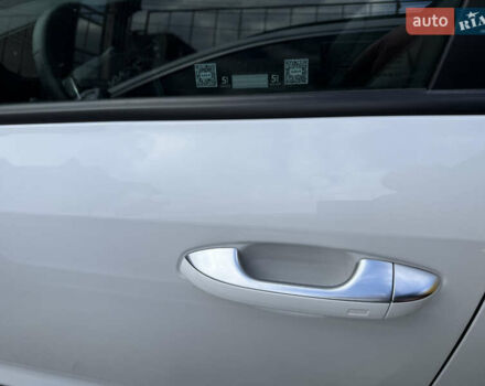 Белый Киа Niro, объемом двигателя 0 л и пробегом 26 тыс. км за 26500 $, фото 37 на Automoto.ua