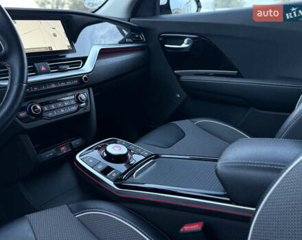 Белый Киа Niro, объемом двигателя 0 л и пробегом 44 тыс. км за 24900 $, фото 65 на Automoto.ua