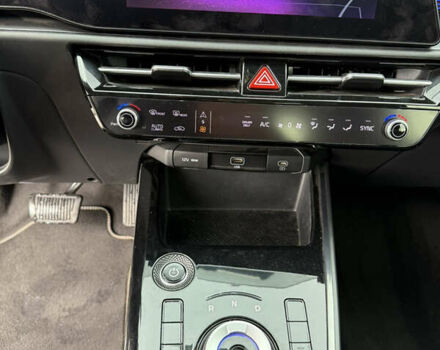 Белый Киа Niro, объемом двигателя 0 л и пробегом 56 тыс. км за 24999 $, фото 17 на Automoto.ua