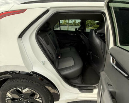 Белый Киа Niro, объемом двигателя 0 л и пробегом 56 тыс. км за 24999 $, фото 22 на Automoto.ua