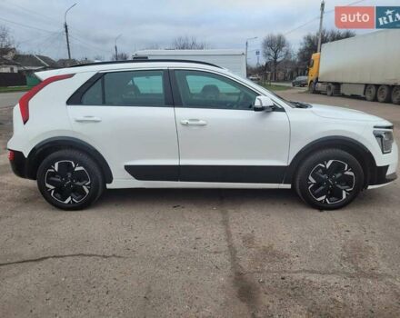 Белый Киа Niro, объемом двигателя 0 л и пробегом 107 тыс. км за 22700 $, фото 1 на Automoto.ua