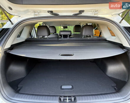 Белый Киа Niro, объемом двигателя 0 л и пробегом 115 тыс. км за 18900 $, фото 28 на Automoto.ua