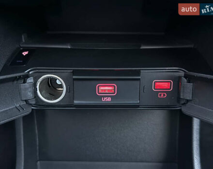 Белый Киа Niro, объемом двигателя 0 л и пробегом 44 тыс. км за 24900 $, фото 80 на Automoto.ua