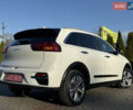 Белый Киа Niro, объемом двигателя 0 л и пробегом 115 тыс. км за 18900 $, фото 19 на Automoto.ua